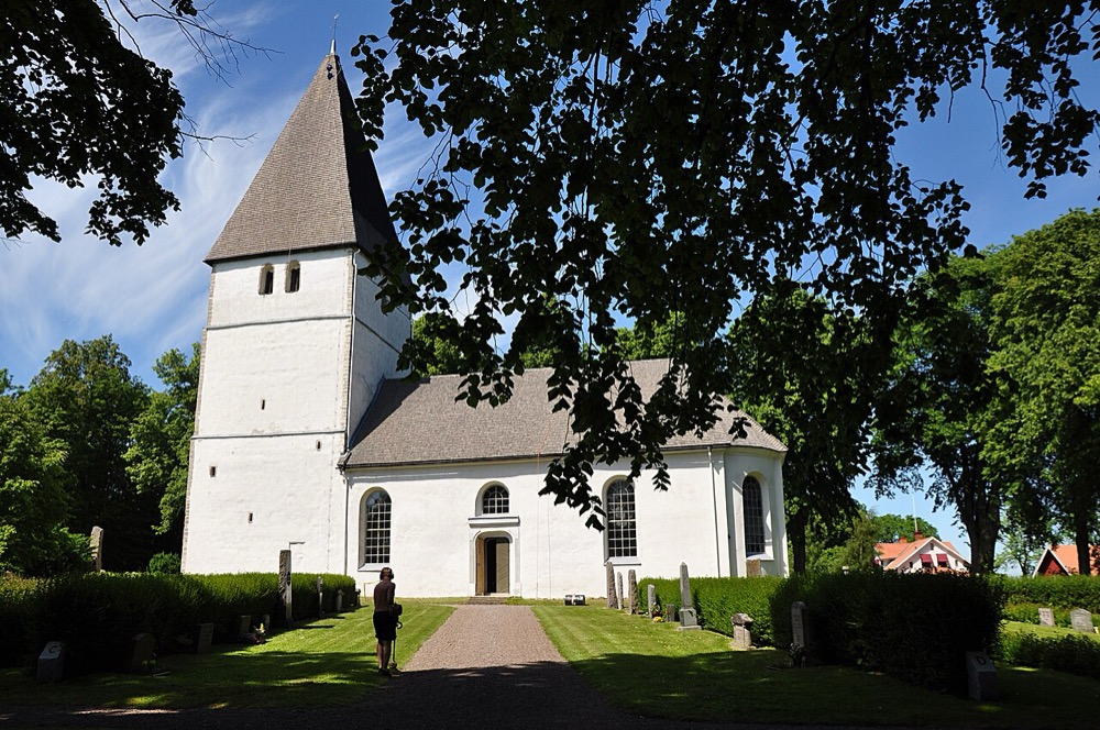 Bjälbo kyrka