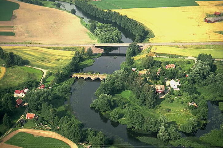 Öjebro stenvalvsbro